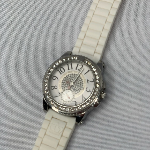 Juicy Couture Silicone Ladies Watch - Picture 4 of 8